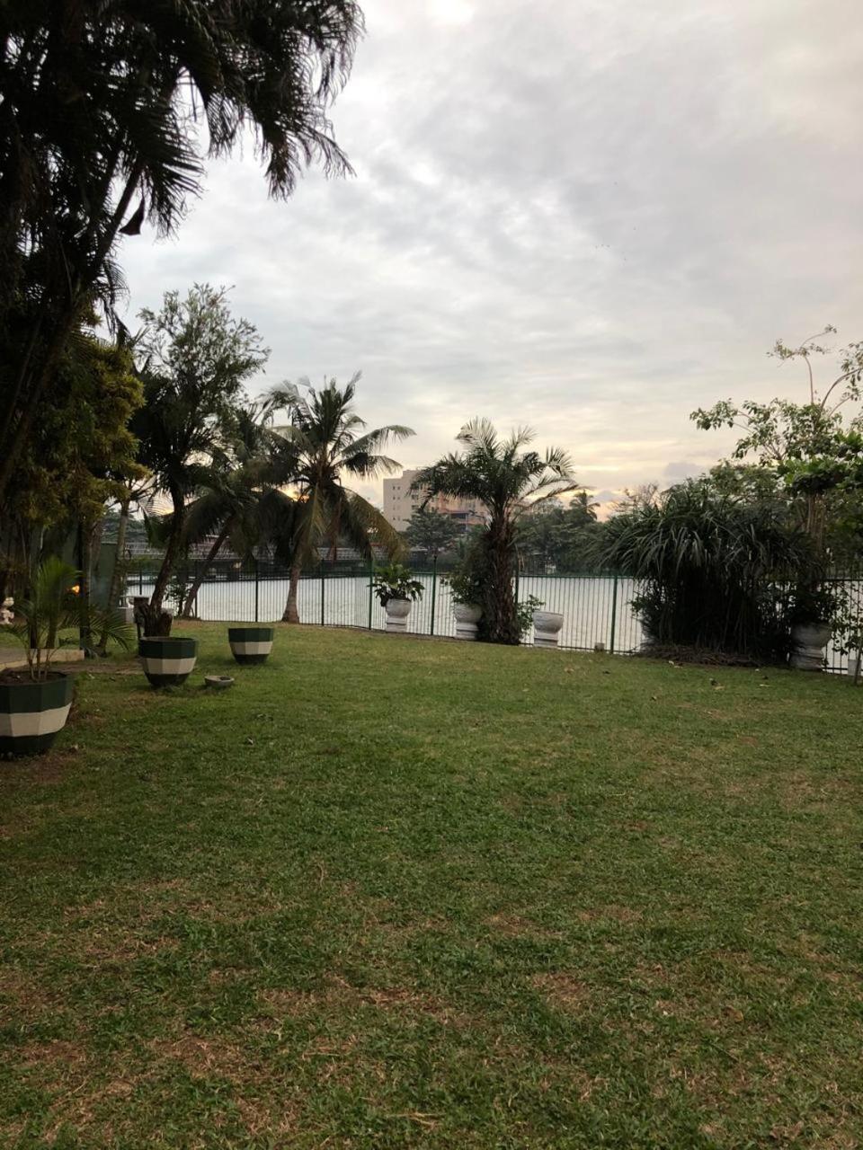 Amani Lake Resort Panadura Exterior foto
